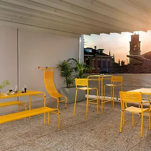 Maison d'hôtes Bnbiz - Coworking, Fiorenzuola dʼArda
